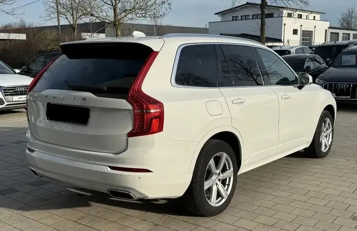 Volvo XC 90 cena 213900 przebieg: 81800, rok produkcji 2021 z Puławy małe 121